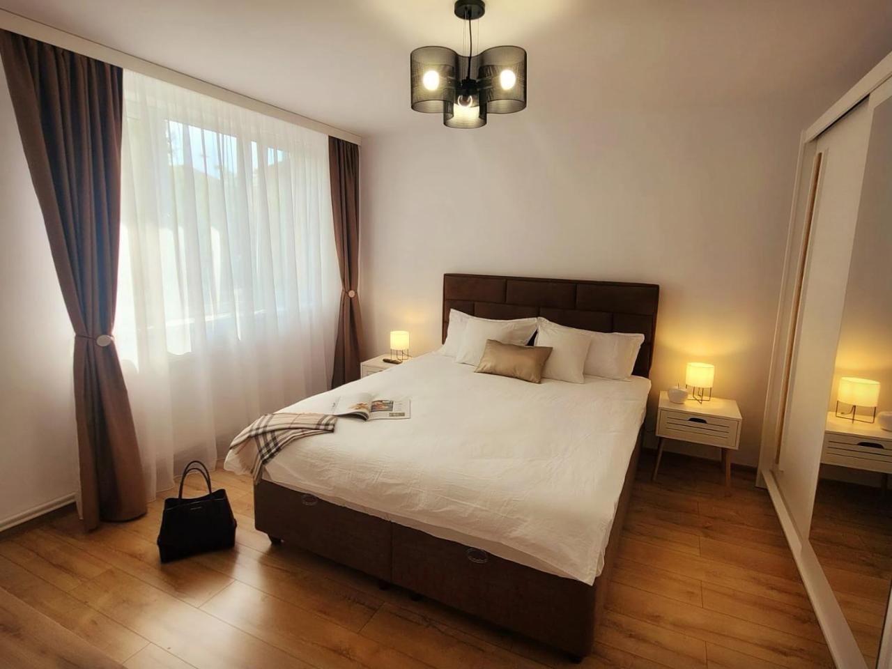 Studio Tad House Hunedoara