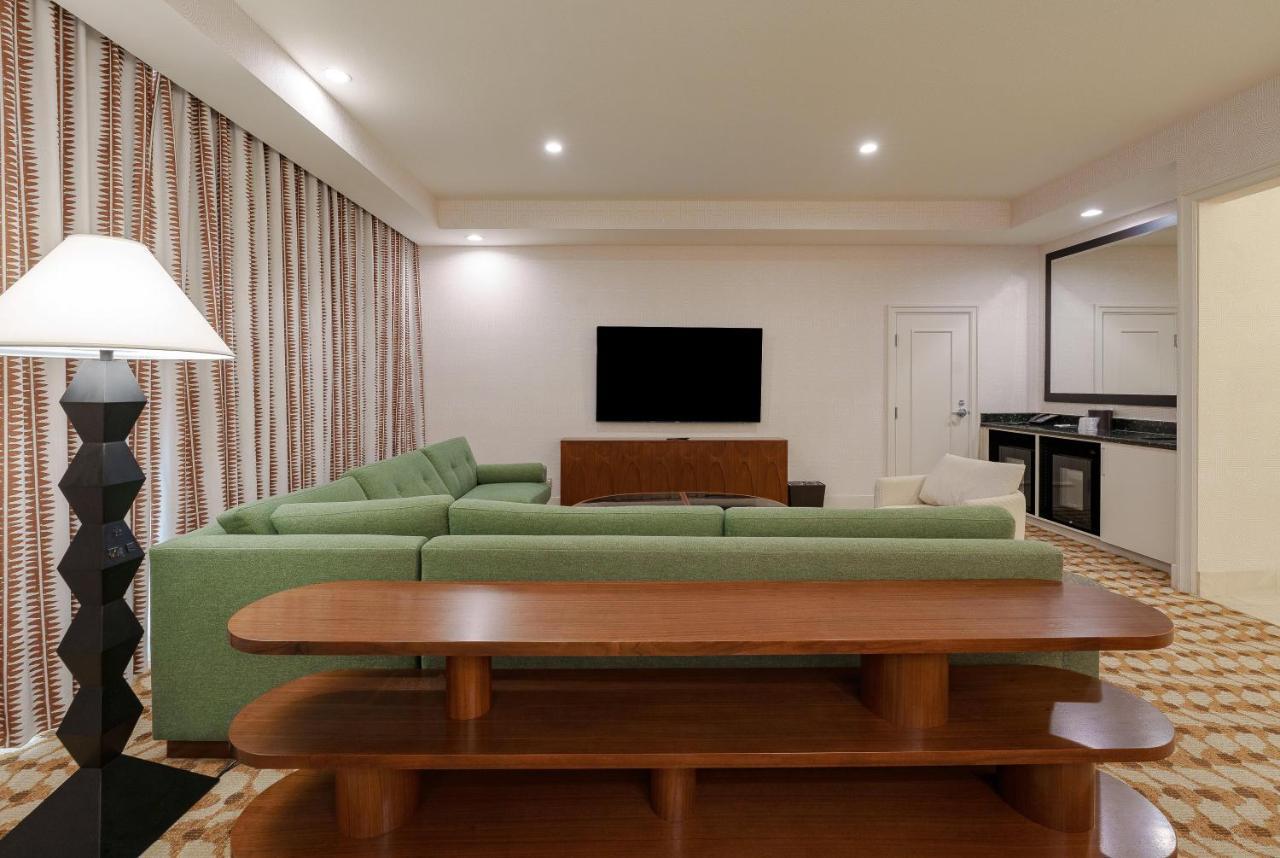 Rio Hotel & Casino, A Destination By Hyatt Hotel