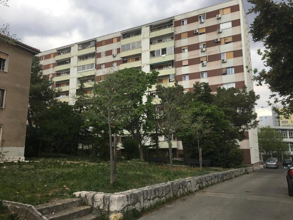 Apartments With Wifi Rijeka 16539