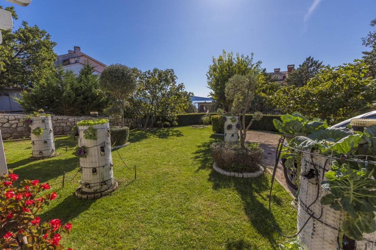 Ivan & Anka Apartments Bojko