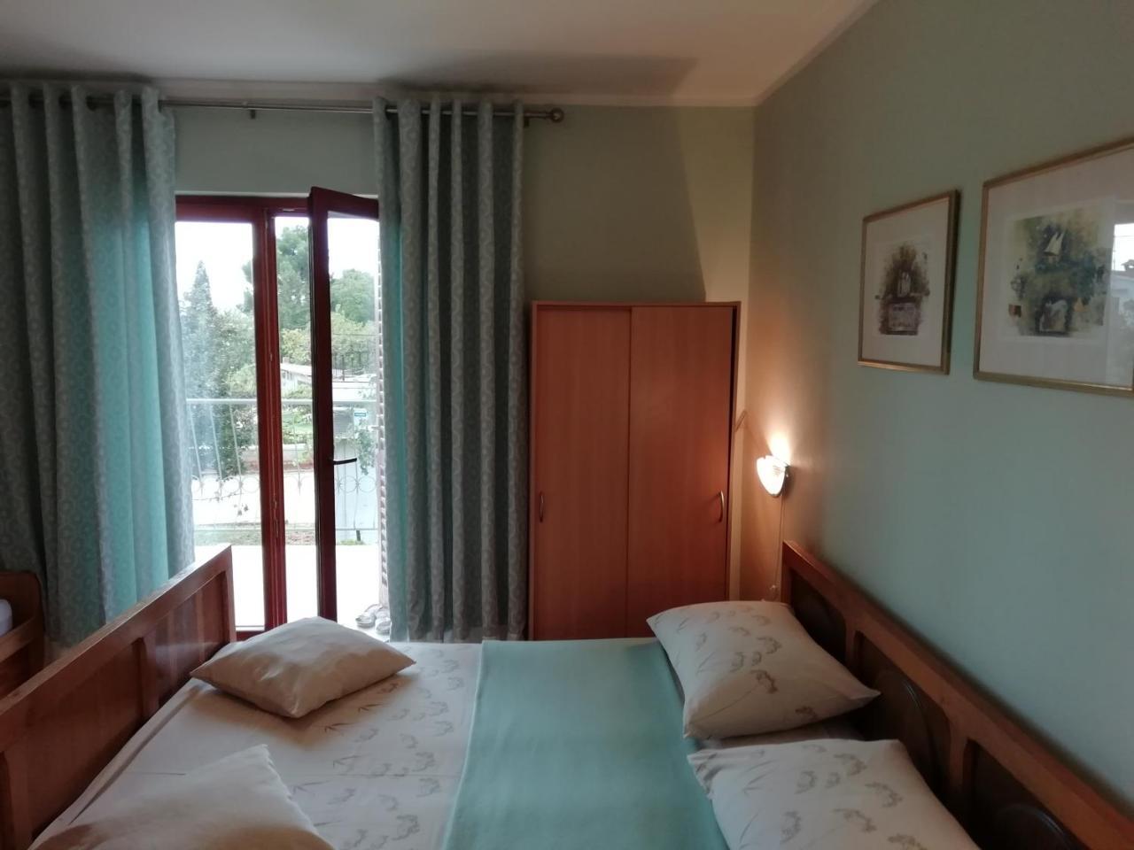 Near Beach Apartments Marica