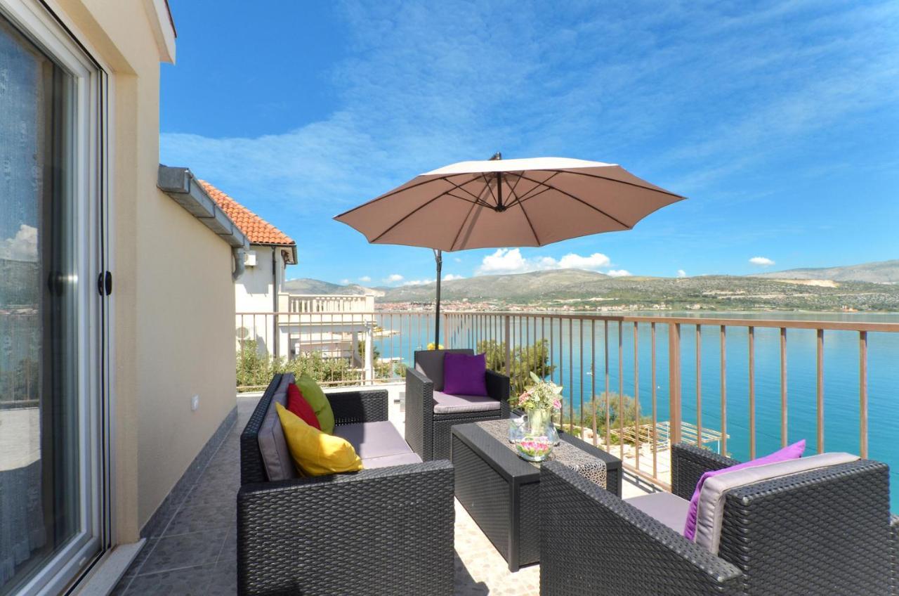 Apartment With A Sea View Terrace, Ciovo Near Trogir