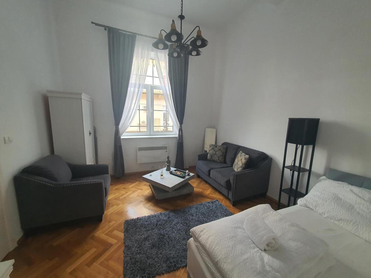 Bulevard Apartments
