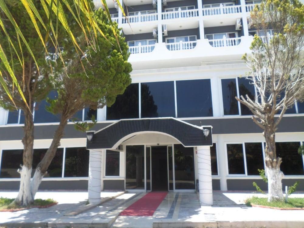 Tabiat Park Hotel