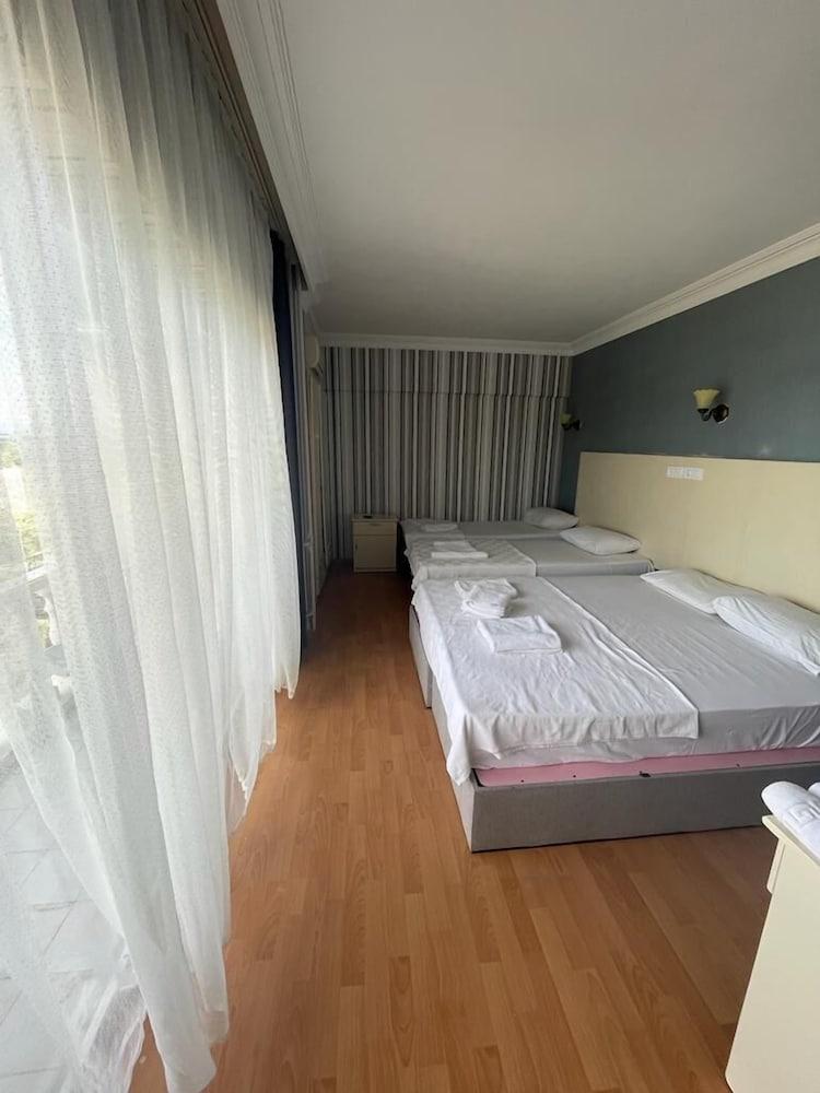 Tabiat Park Hotel