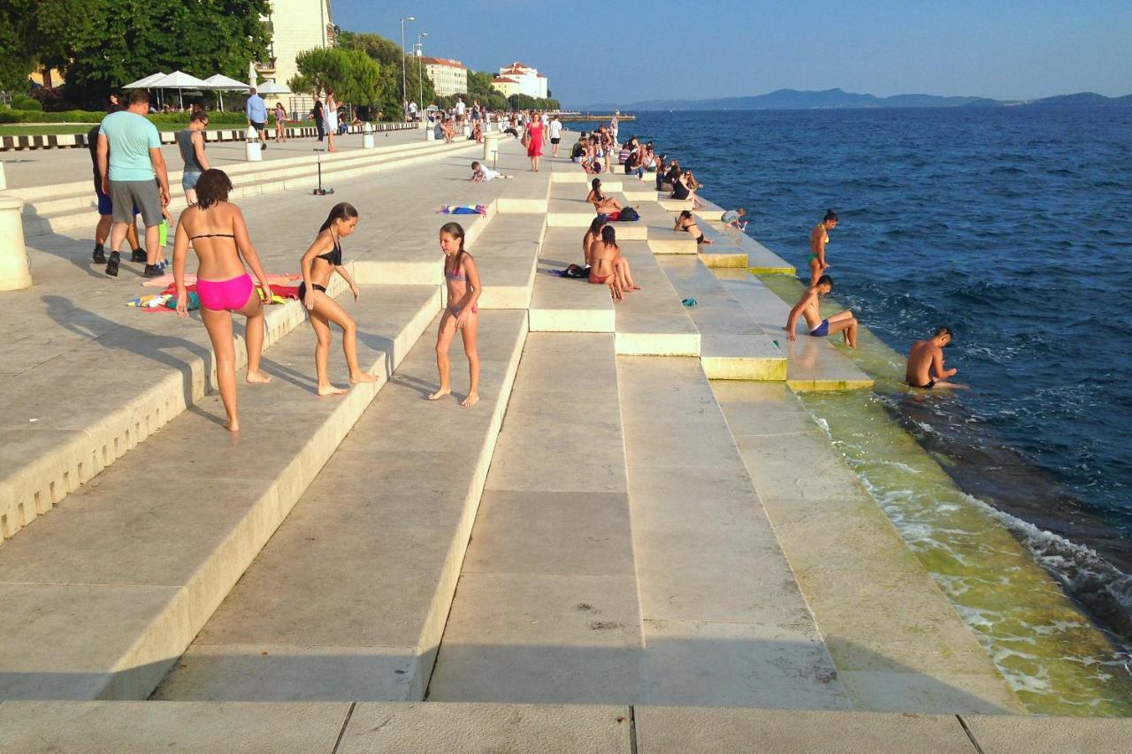 Apartments by The Sea Zadar 19500