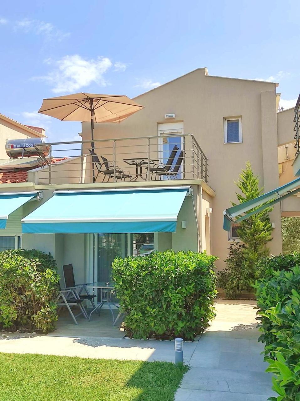 Yalos Beach Maisonettes