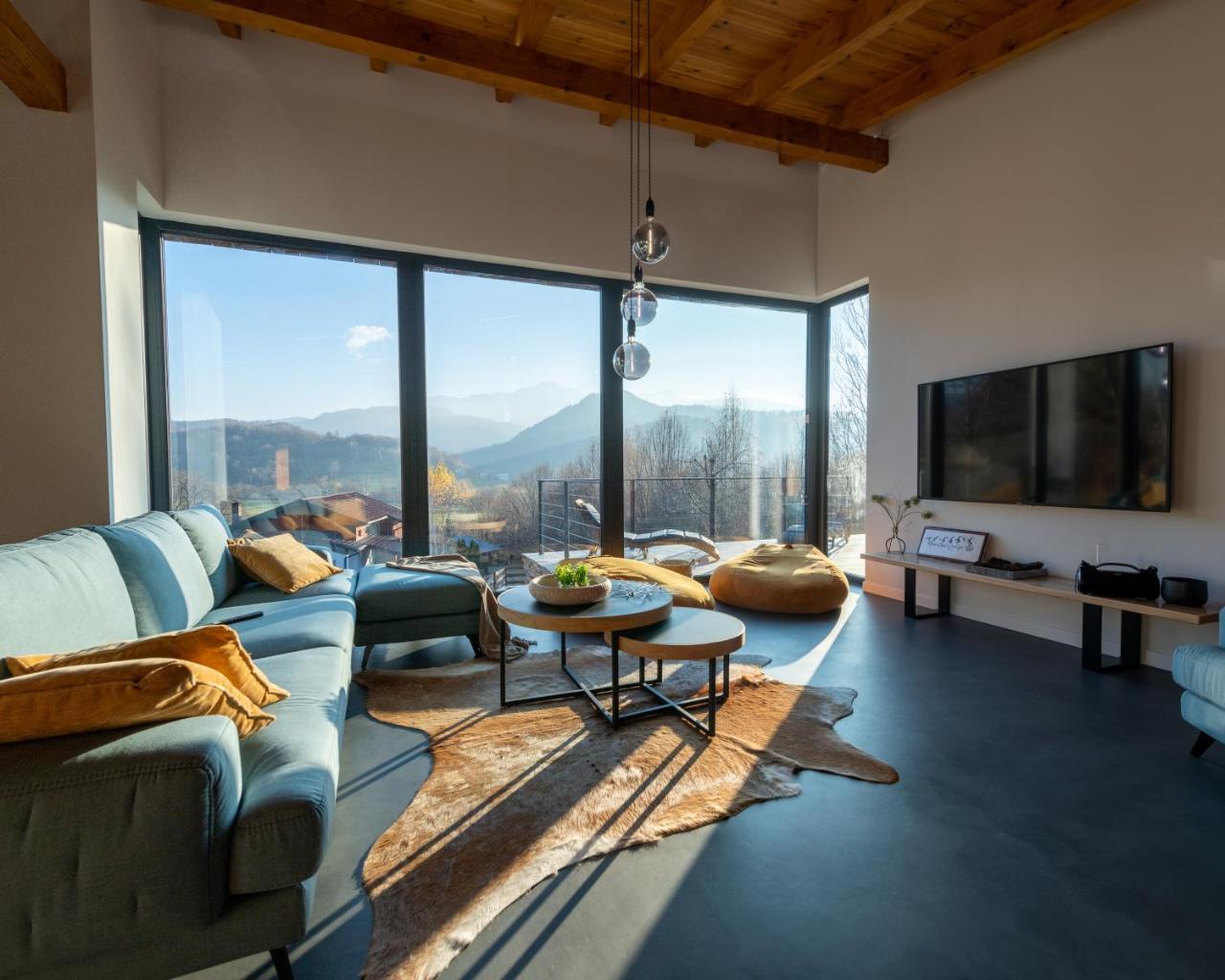 Mountain Lodge
