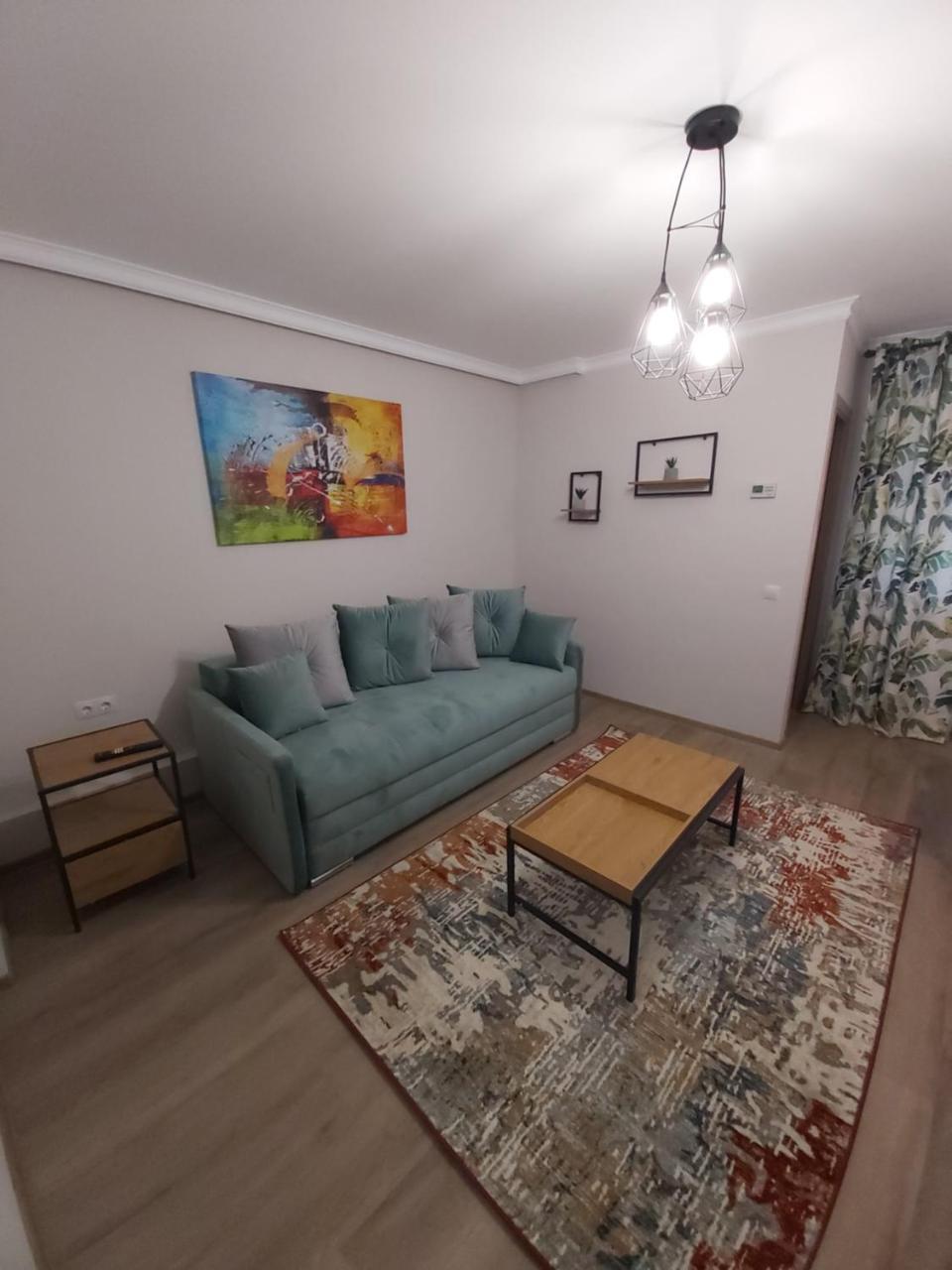 Modern Studio
