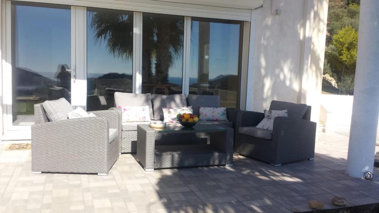 Seaview Near Athens & Sounio