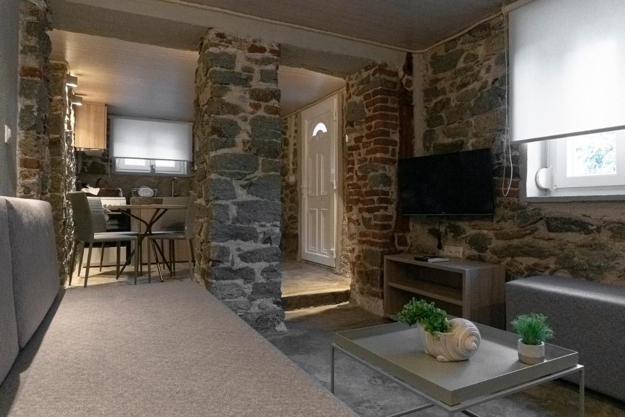 Petra & 's House