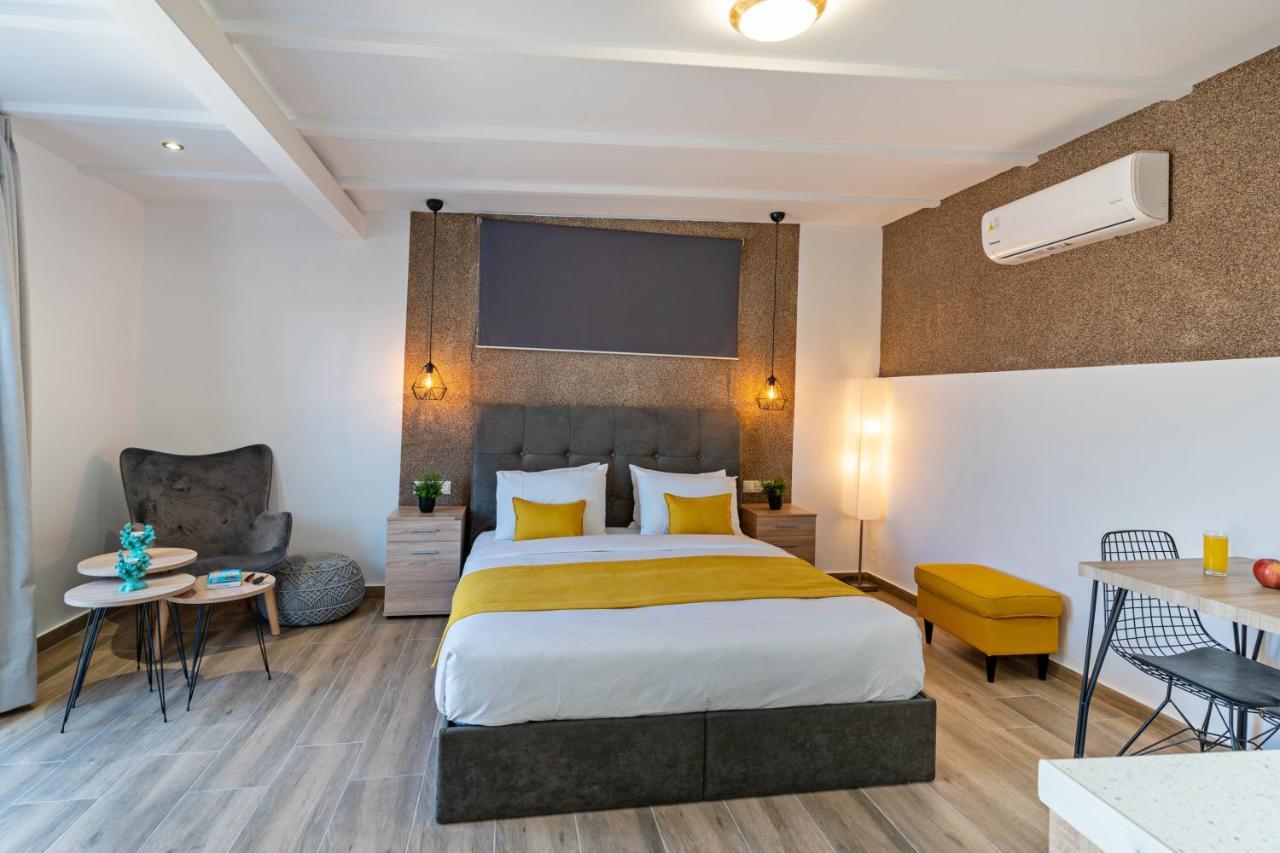 Rooftop Apartment,in The Heart Of Old Town!