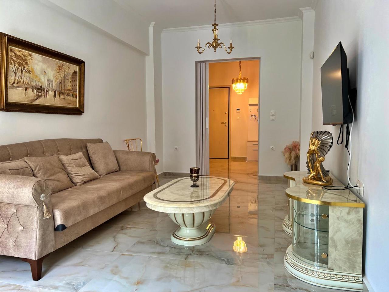 Apollonion Luxury Apartment Near The Metro Station