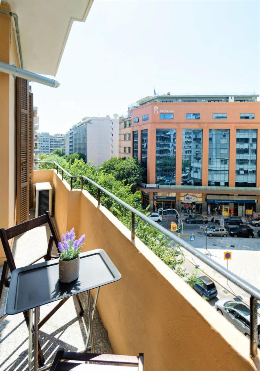 Private Pristine Balcony Home Heart Of The Center
