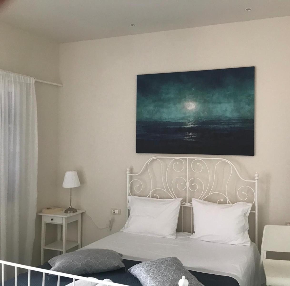 Marinos Suites