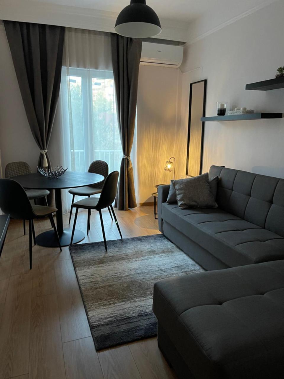 Luxury Furnished Apartment, Near The Center Gallery 55