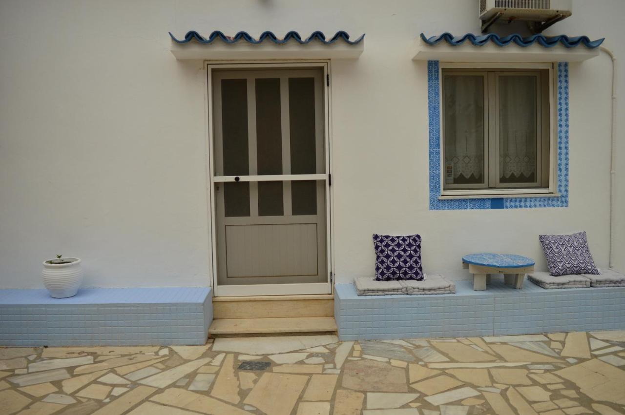 La Casa Azul Blue House