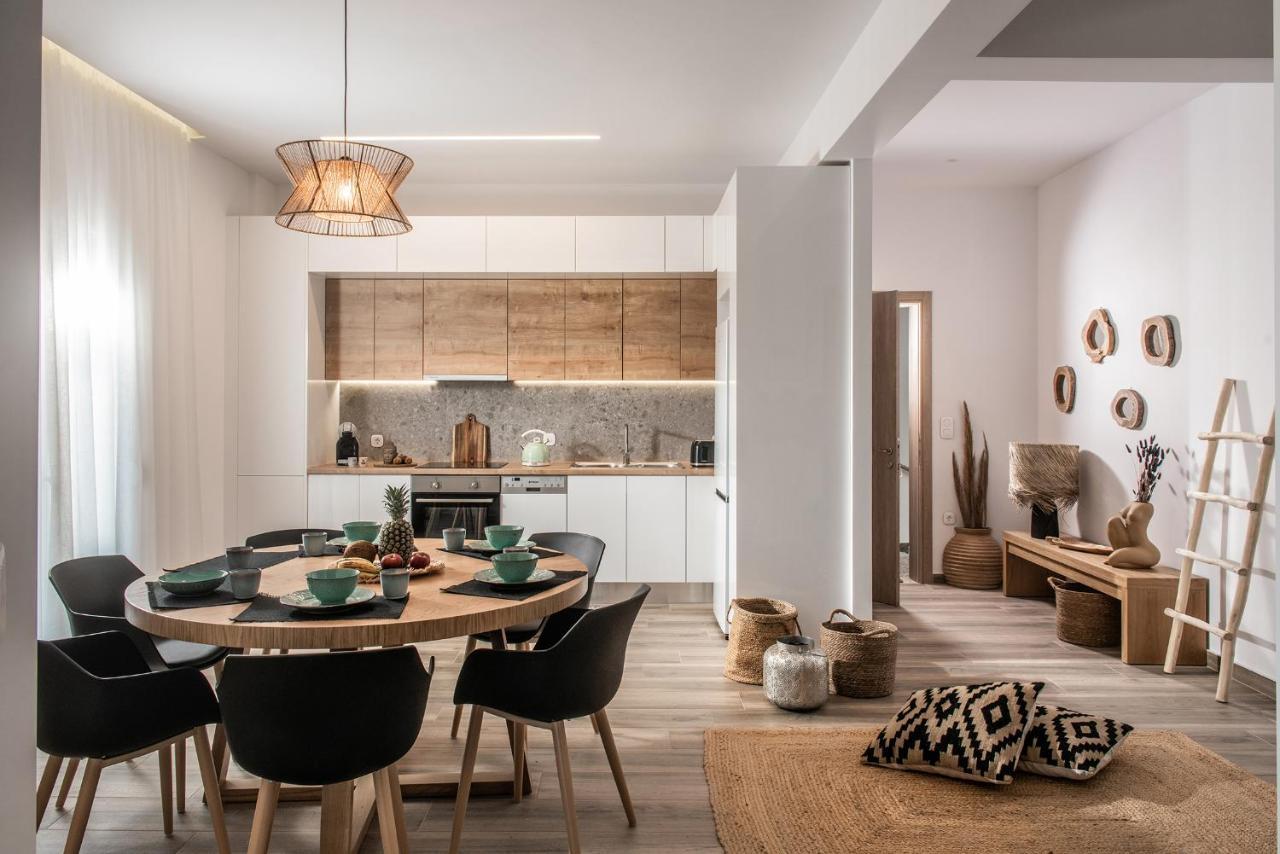 Khroma Luxury Suite 1 Beach Front Apartment