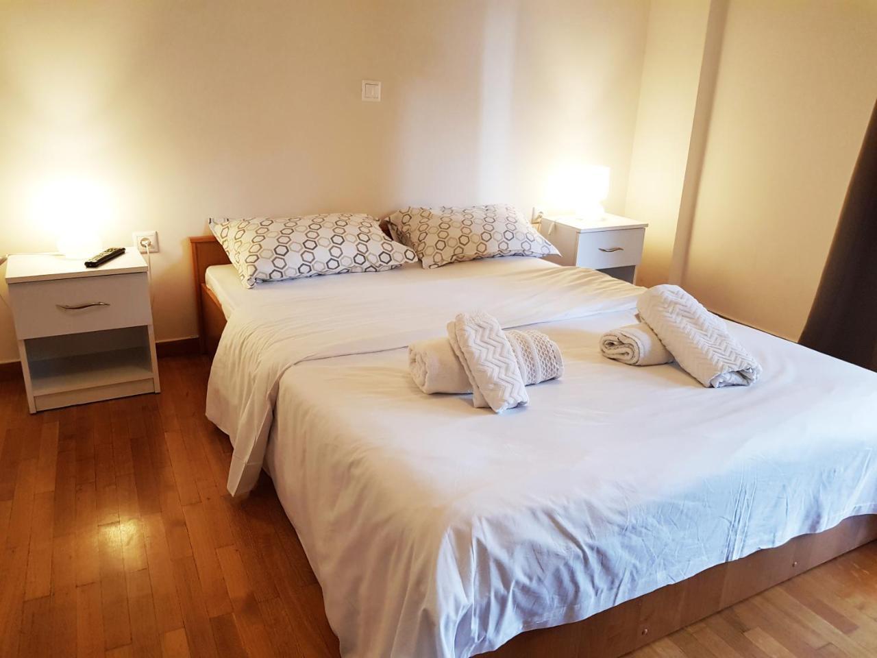 Homely Stay @acropolis Museum