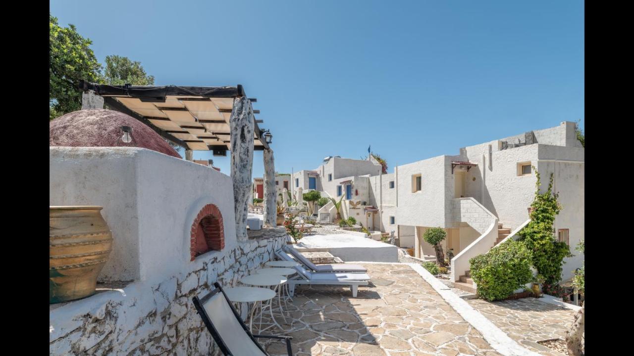 Entire Villa Full View 3 Bedrooms 3 Bathrooms 3 Kitchens