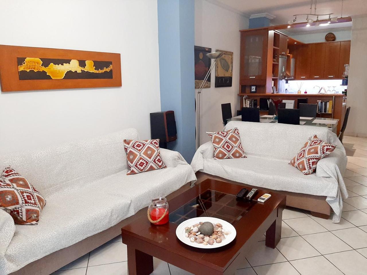 Large Terrace Apartment Near City Centre