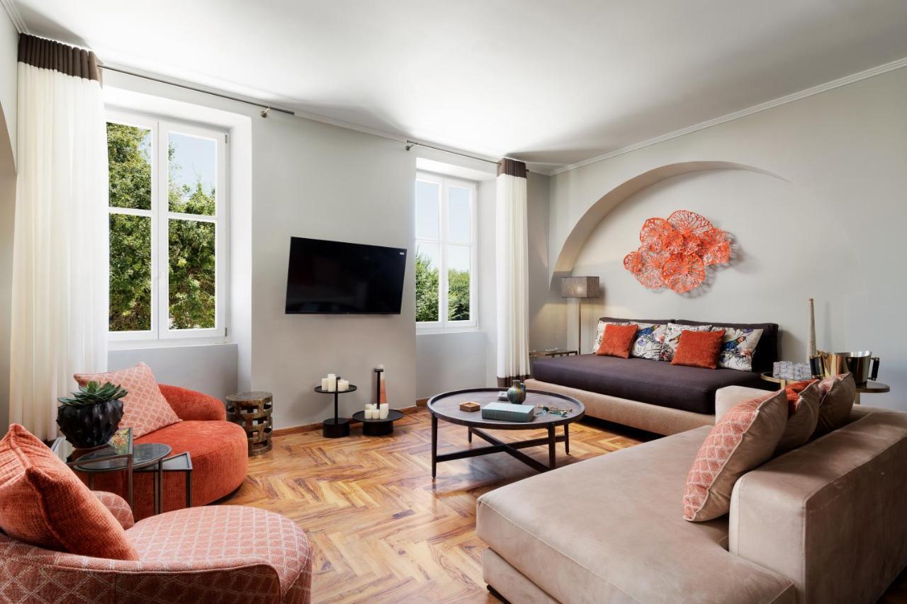 Liston's Central Suites