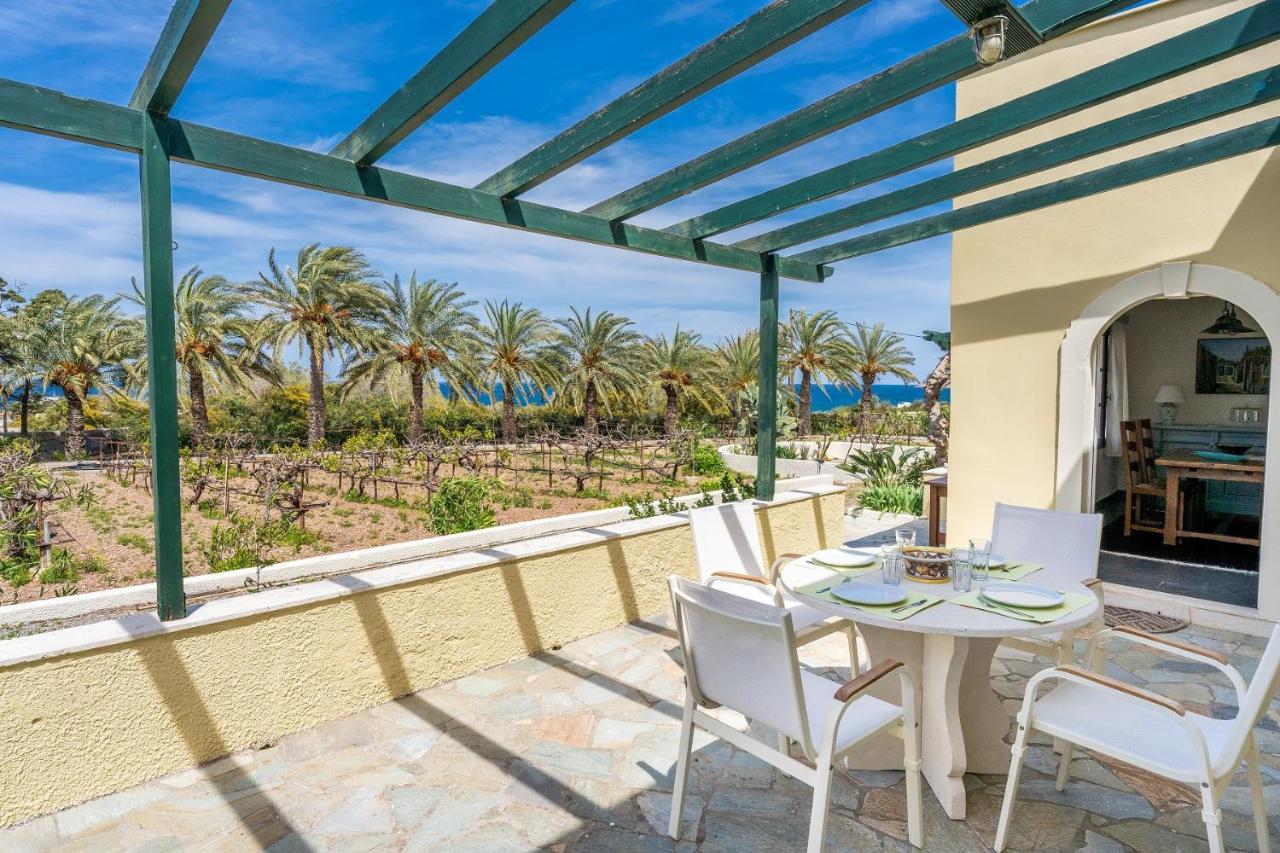 Carissa House In Crete