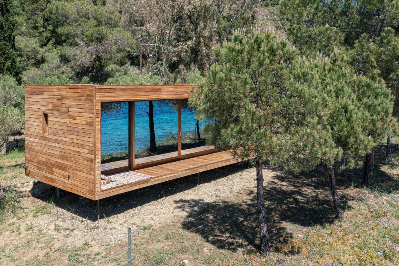 Ihouse Nea Skioni