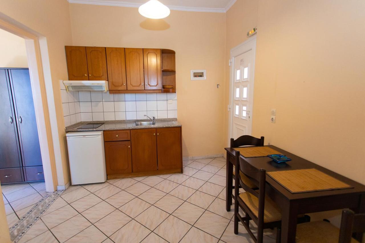 Petros Penthouse