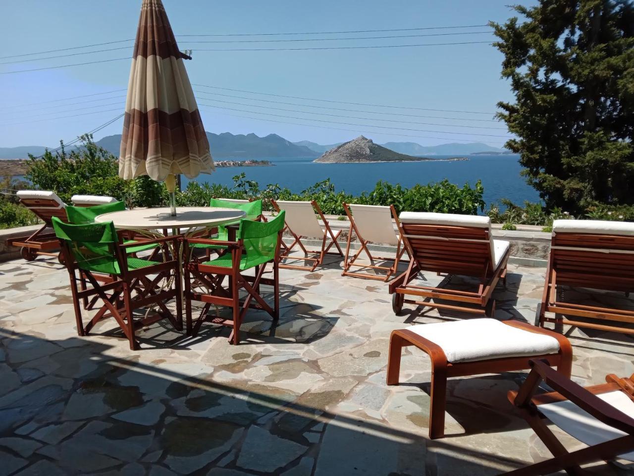 Fantastic House With A Wonderful View Of The Sea!