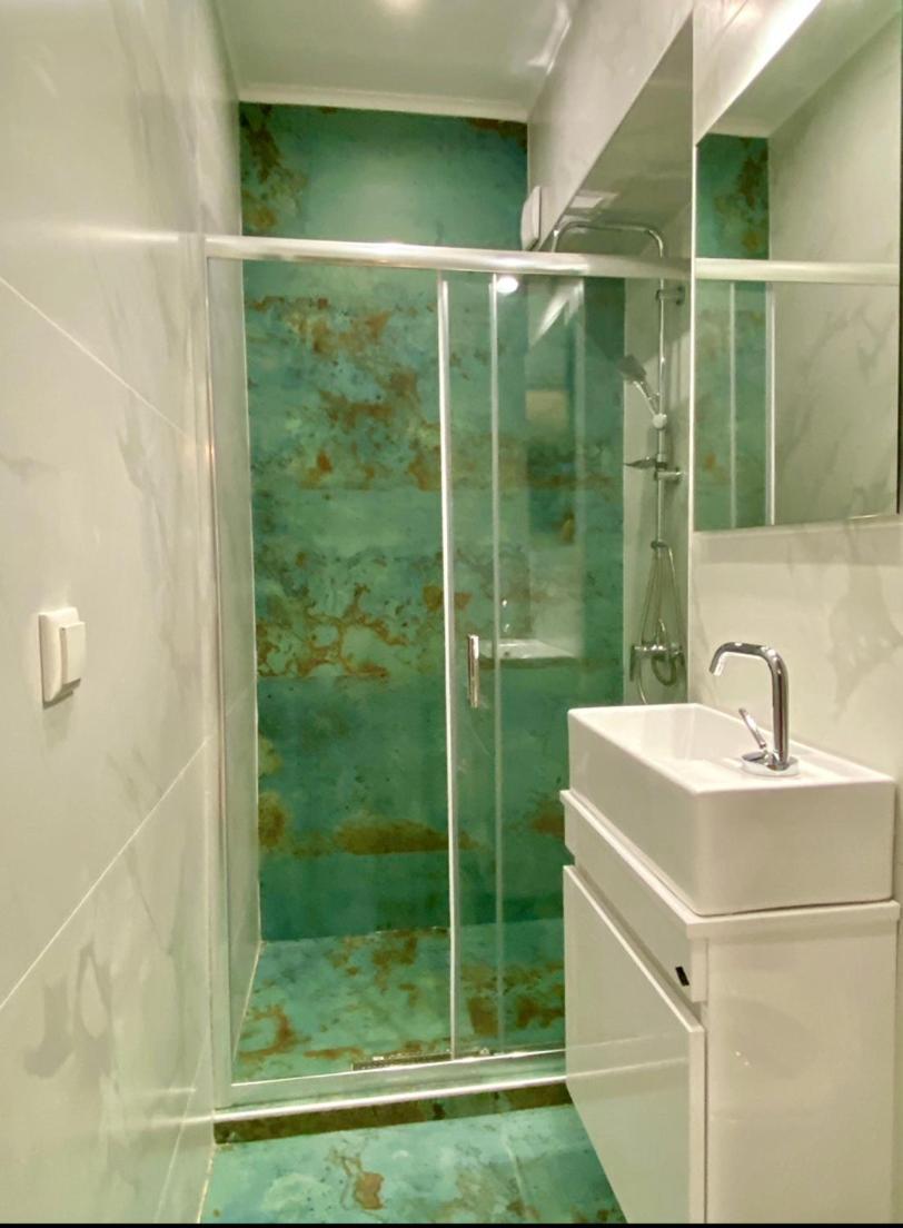 Smart Modern Apartment B