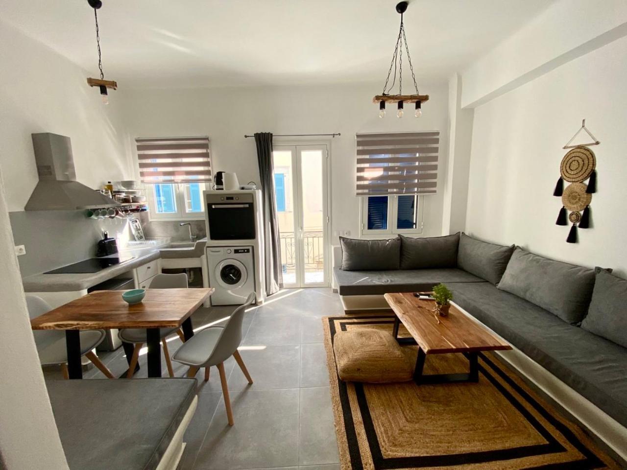 Iakovos & ' Luxury House