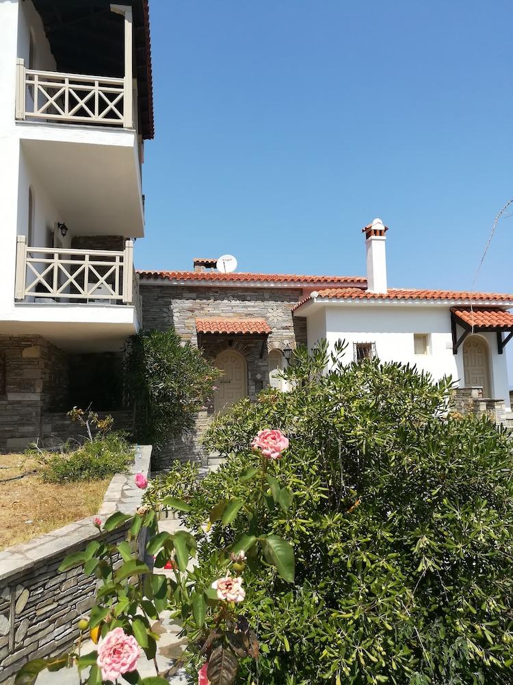 Petra Mare Suites Natural Resort