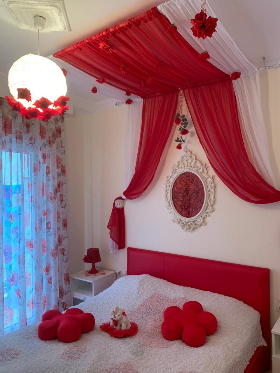 Myparalia Apartament *****