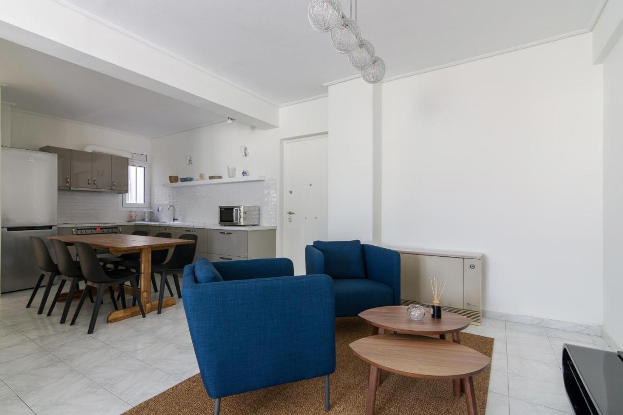 Elegant Apartment With Acropolis View