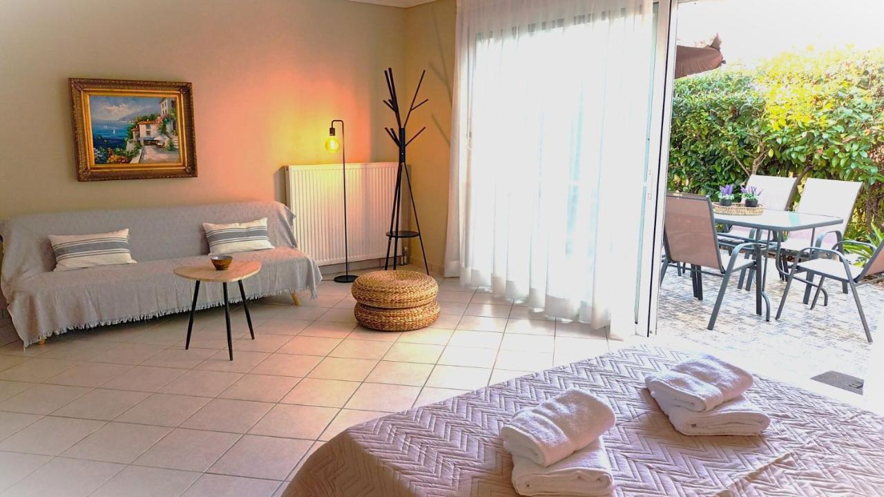 Apartment Mare Calmo by The Sea.