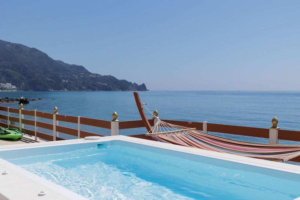 Villa Renata Villa Filippos With Private Plunge Pool by Konnect