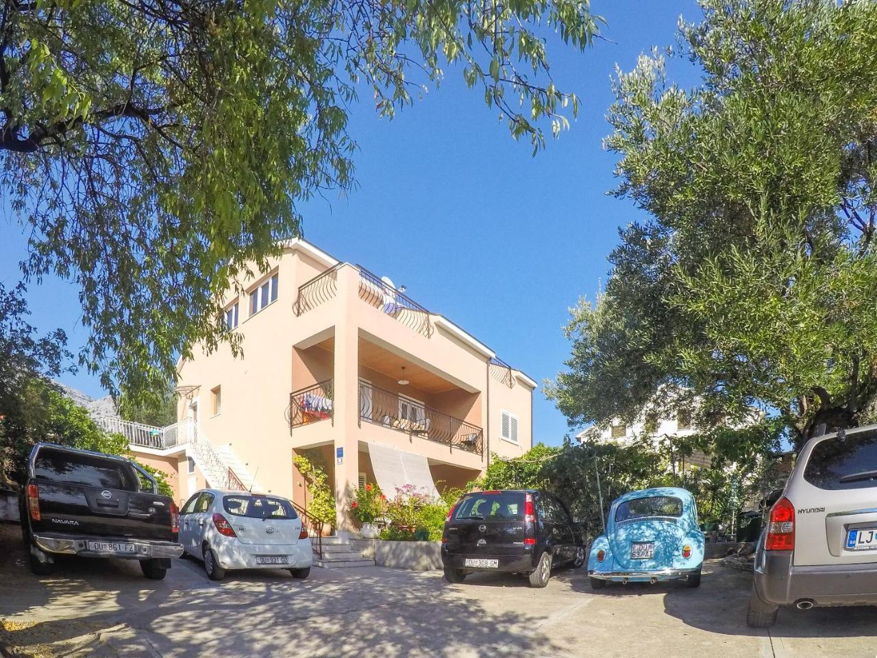 Apartments Milostic