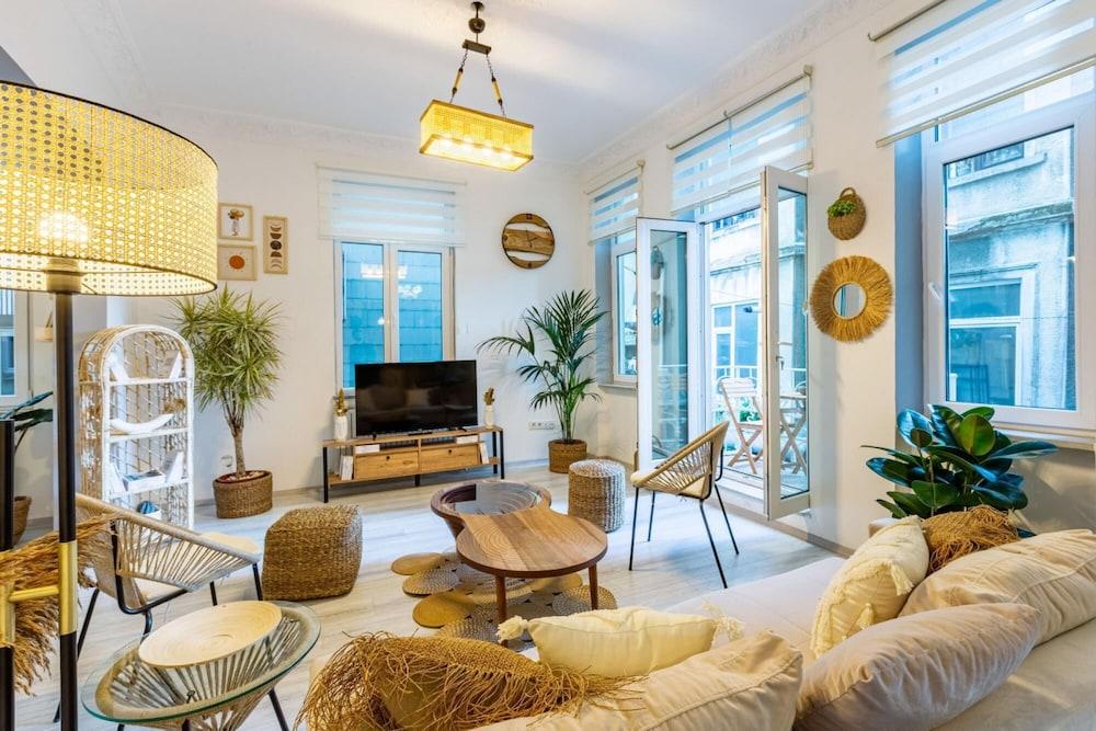 Exceptional Flat Near Metro & Galata