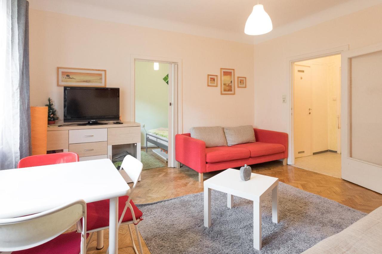 Cozy & Quiet Flat 12 Min To Center