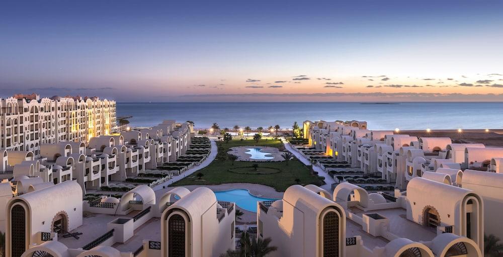 Gravity Hotel & Aqua Park Sahl Hasheesh