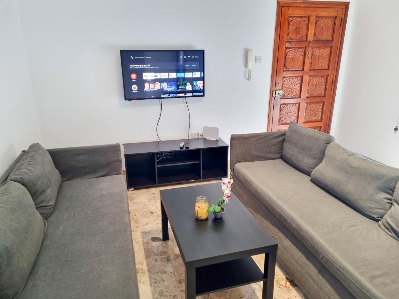 Luxury City Rooms - Smart Tv With Netflix