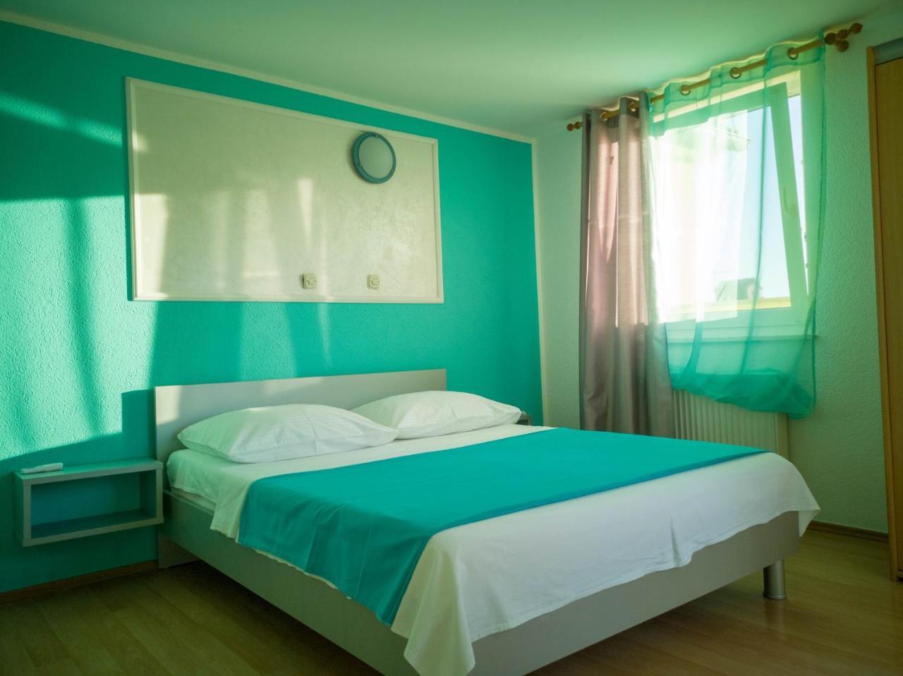 Jela Apartment With A Big Balcony