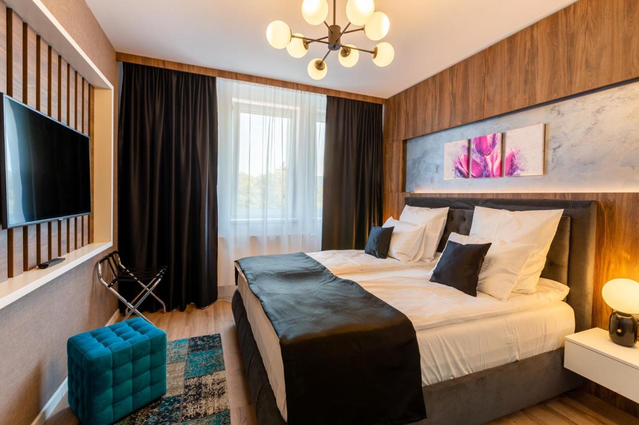 Bach Aparthotel Cmp