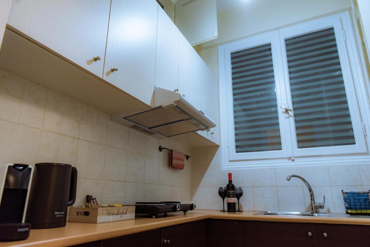 Plaka Apartment