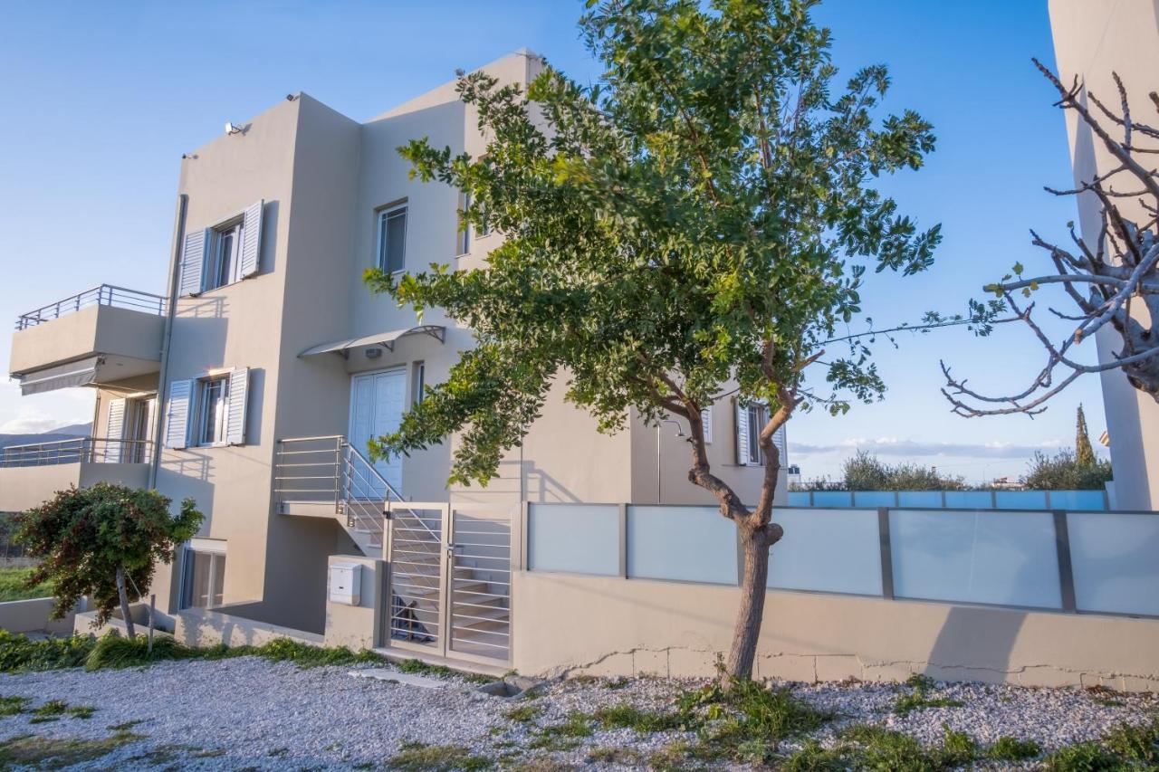 Villa Cool With Private Pool, Mountain & Sea View