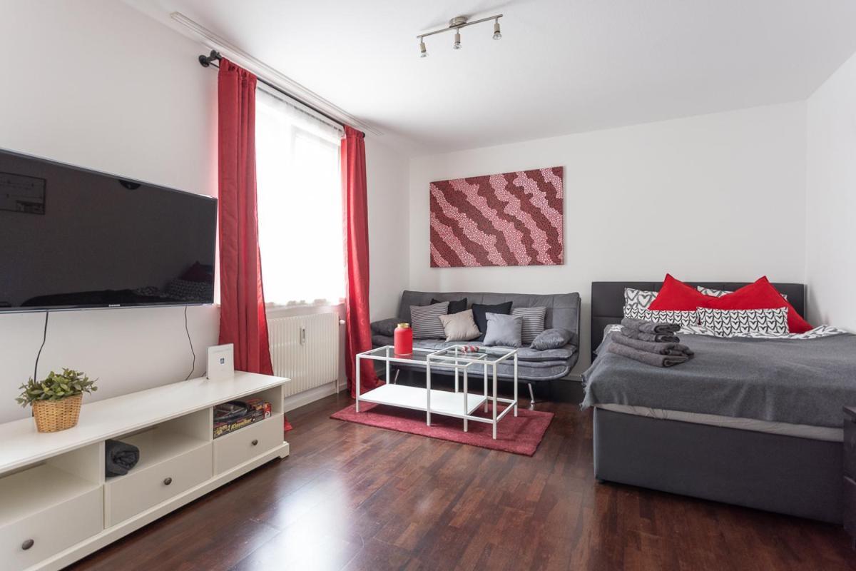 New Shalalaliving Vienna Lovenest Or Workspace Near Schonbrunn Bg