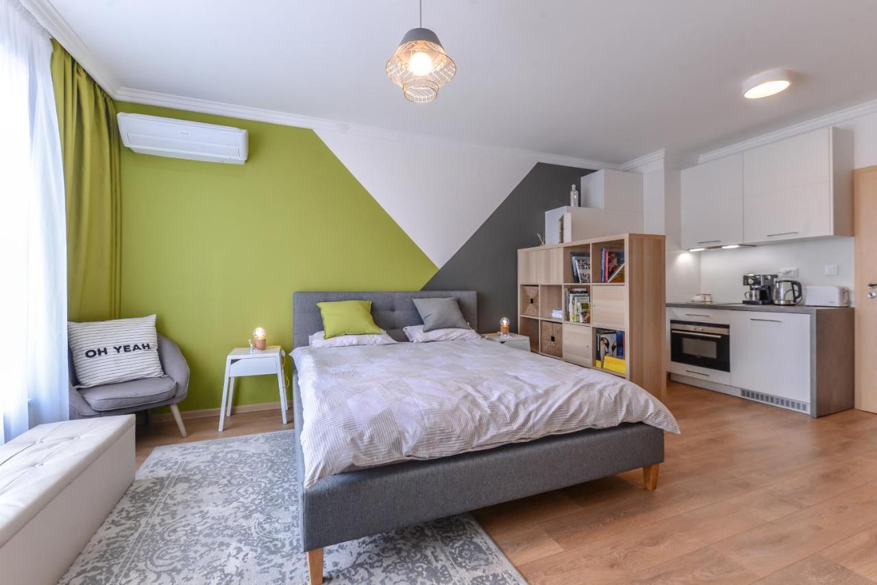 The Spot Fully Equipped, Central, Modern Studio