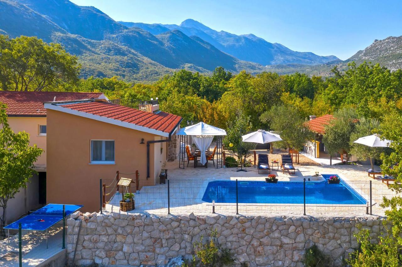 Villa Melita Heated Pool Within Nature Park