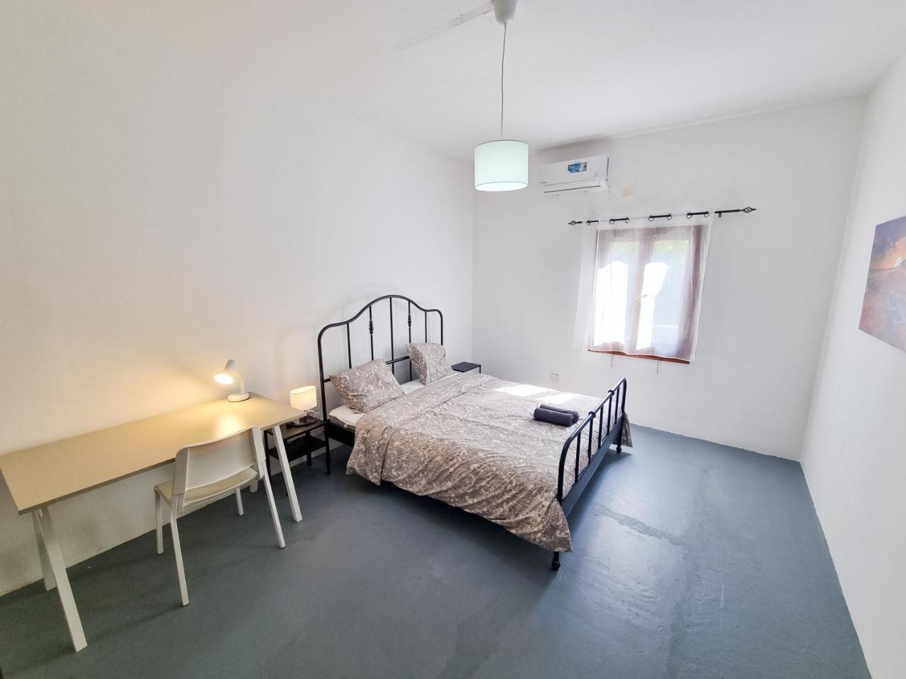 Mountains Retreat Rooms & Suites